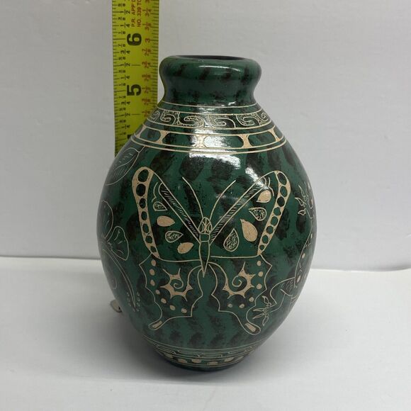 Pottery Vase Butterfly Lizard Birds Signed 2016 Handcrafted Costa Rica - Read - Picture 7 of 10